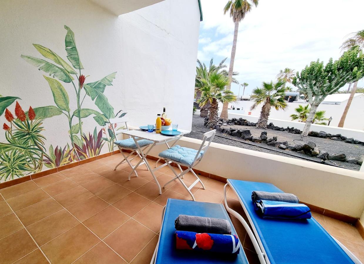 Apartamento Eduardo A Primera Linea Del Mar Коста Тегисе Екстериор снимка