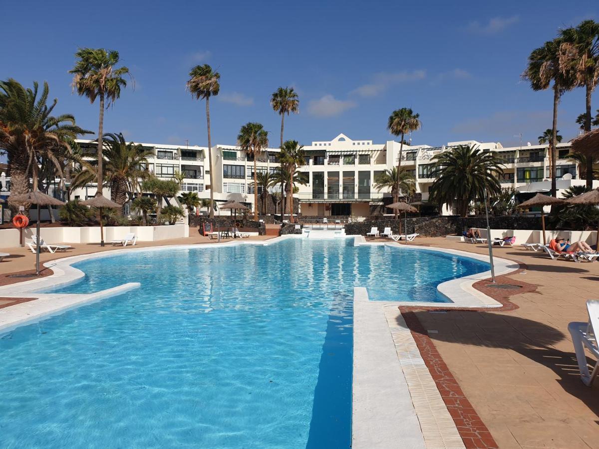 Apartamento Eduardo A Primera Linea Del Mar Коста Тегисе Екстериор снимка