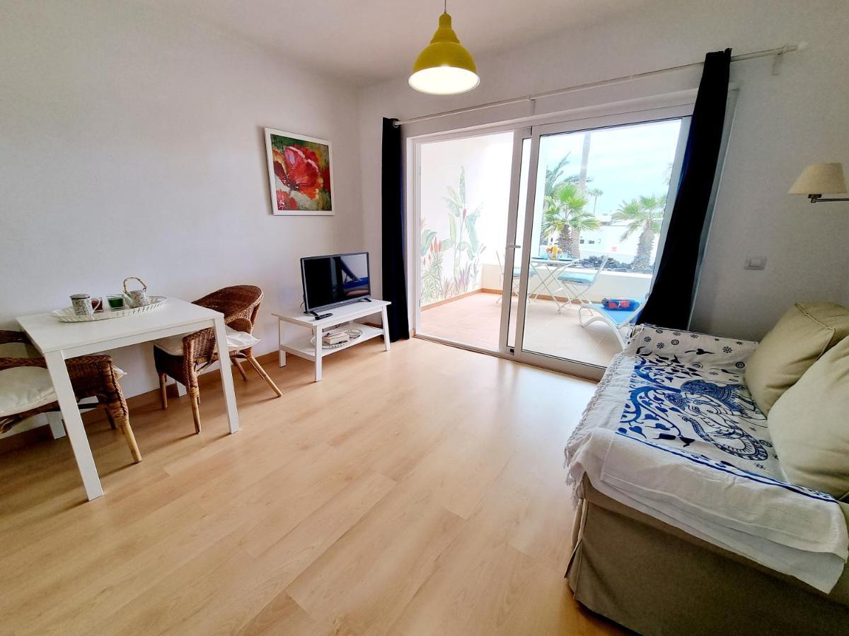 Apartamento Eduardo A Primera Linea Del Mar Коста Тегисе Екстериор снимка