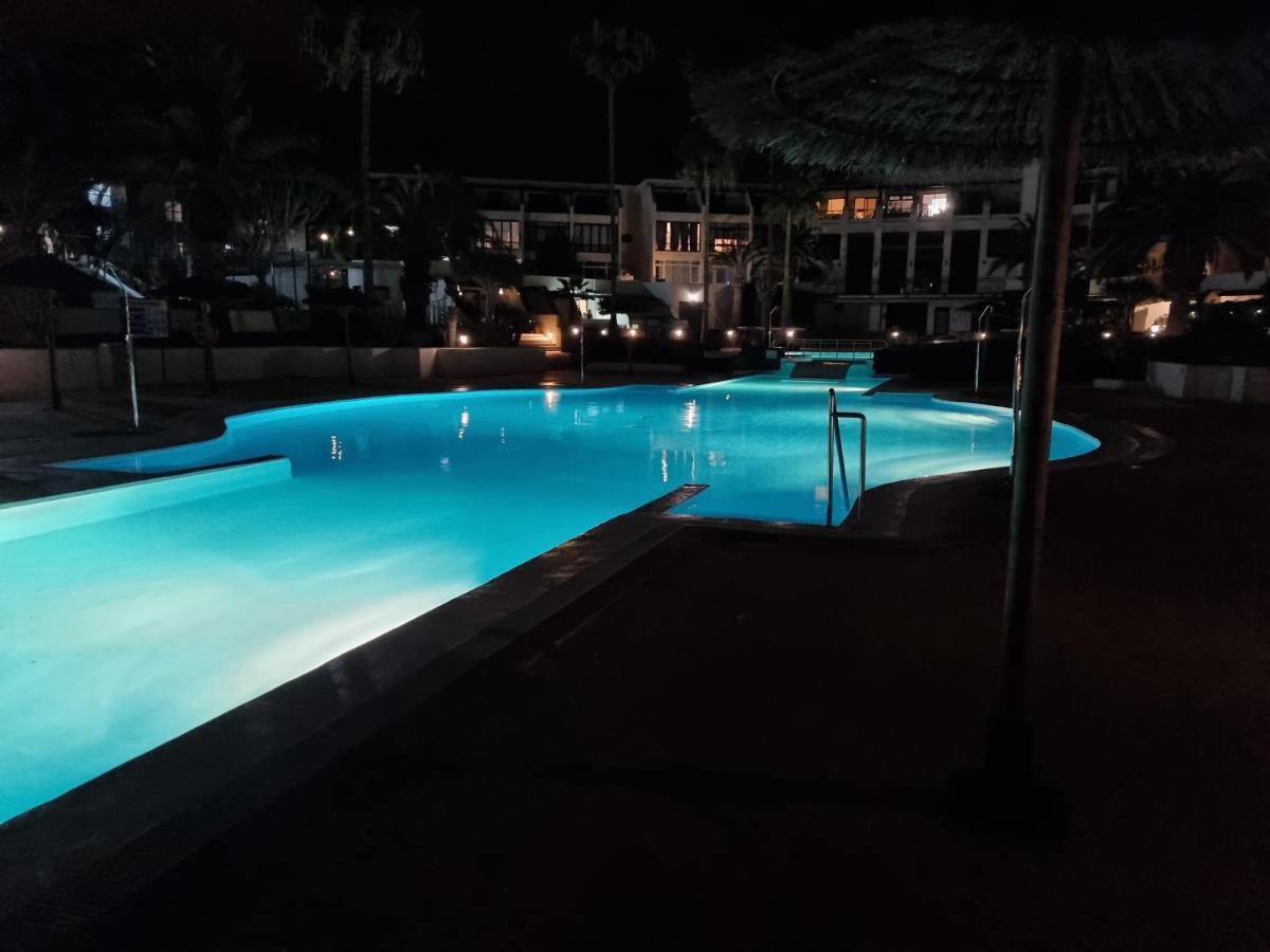 Apartamento Eduardo A Primera Linea Del Mar Коста Тегисе Екстериор снимка